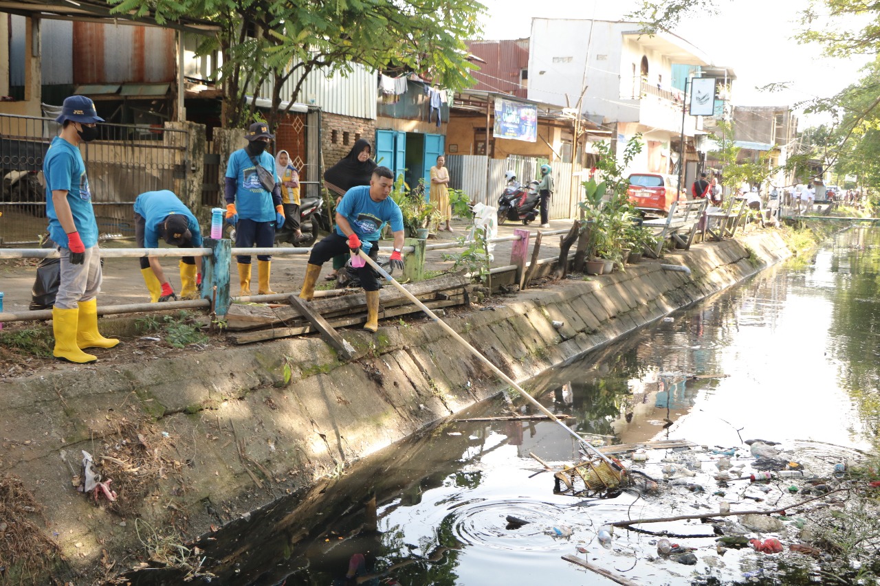 Dari Kanal ke Pasar, dari Aksi ke Tradisi: KLH/BPLH Dorong Kolaborasi Bersih Kota  Makassar