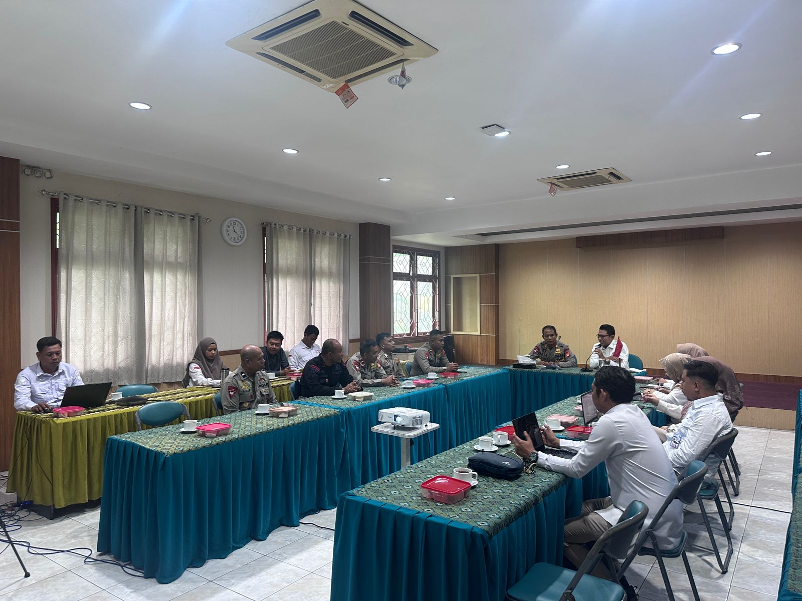 KLH dan Brimob Sulsel Bersatu Hadapi Ancaman Radioaktif: Sinergi Lindungi Lingkungan dan Masyarakat