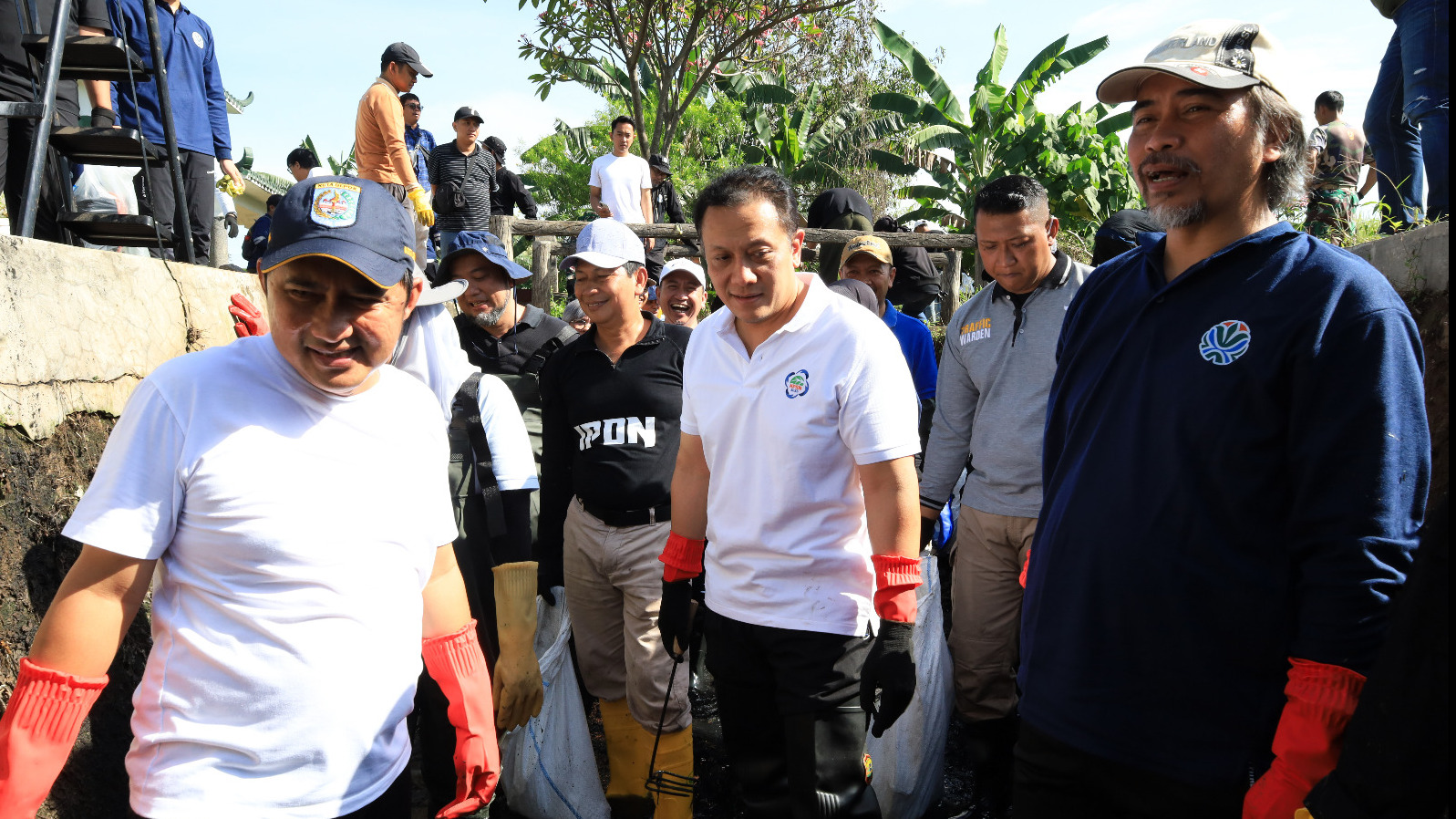 KLH/BPLH Perkuat Komitmen untuk Pemulihan Sungai Cipinang: Gerakan Kolaboratif Antara Pemerintah, Pelaku Usaha, dan Masyarakat