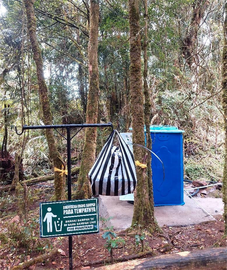 Pendakian Gunung Bawakaraeng Kini Lebih Nyaman dengan Musola, Toilet, dan Bank Sampah Bantuan KLH/BPLH